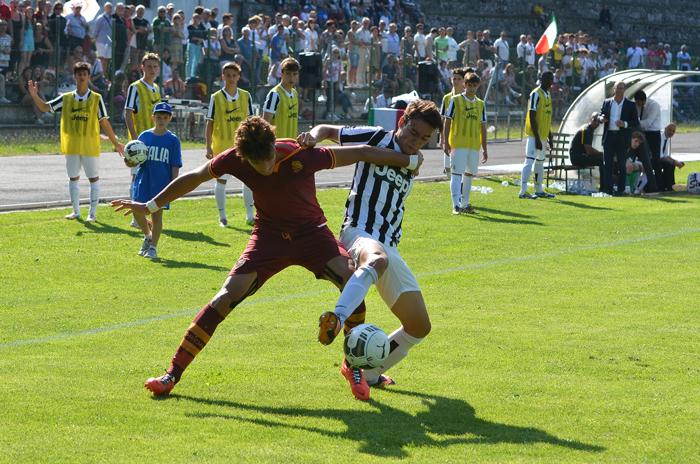 Gianluca Scamacca (AS Roma), Edoardo Bianchi (Juventus FC)