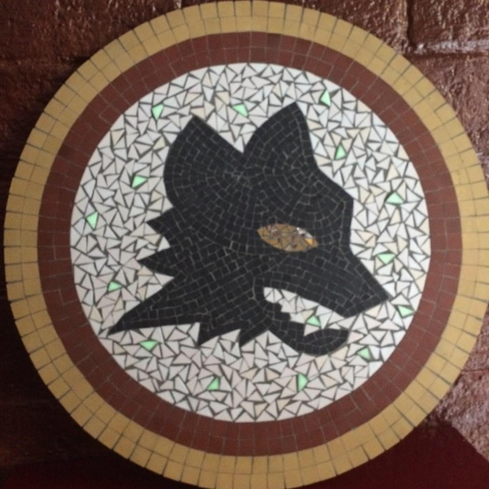 Il mosaico diventato il nuovo logo del Club